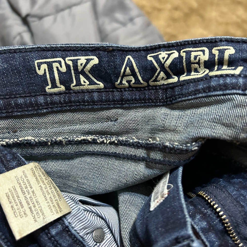 Jeans - Picture 5 of 6